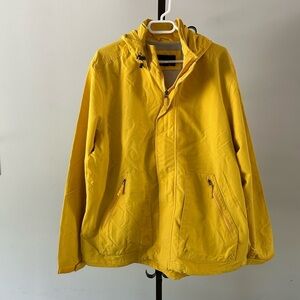 The Outfitters By Lands’ End Yellow Men's hooded Jacket, Size Large.